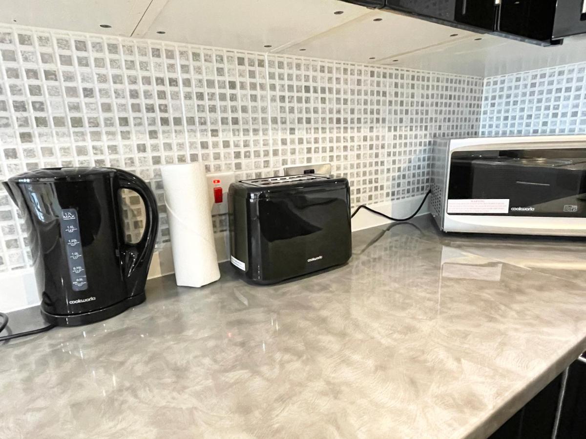 The Works-Fresh 2Bed In Centre, Opposite Arndale. Apartment Manchester Bagian luar foto